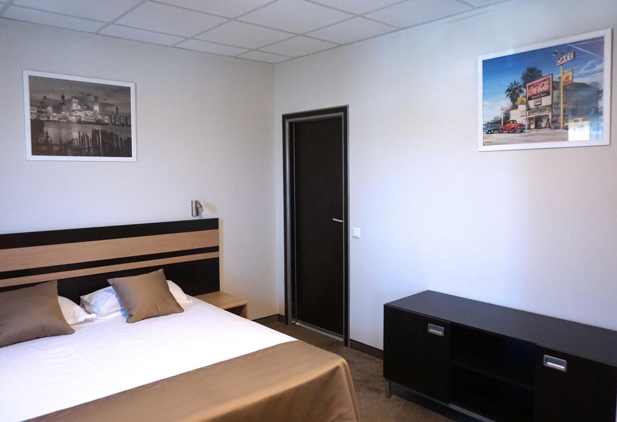 Hotel Ihtiman 외부 사진