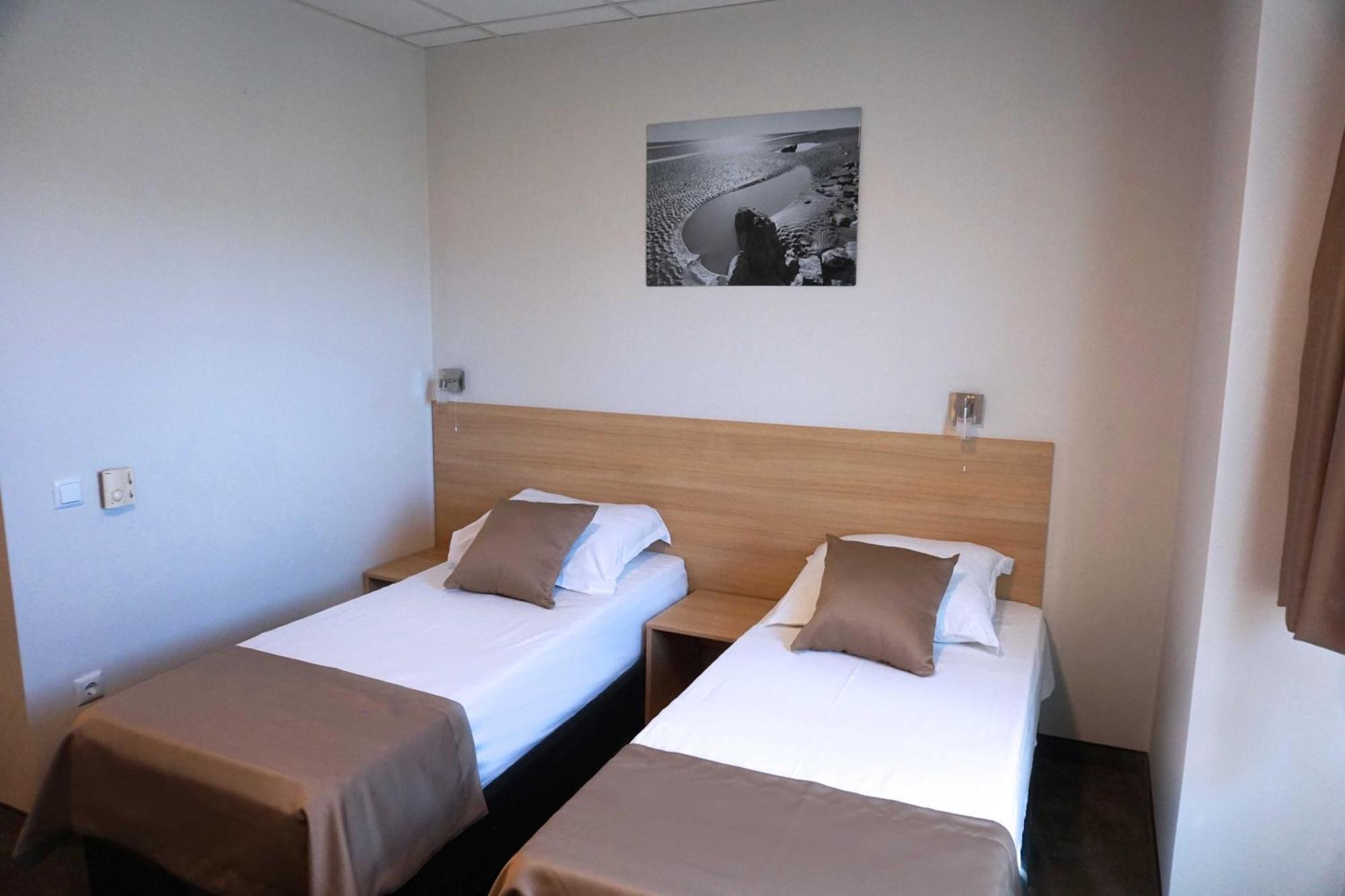 Hotel Ihtiman 외부 사진