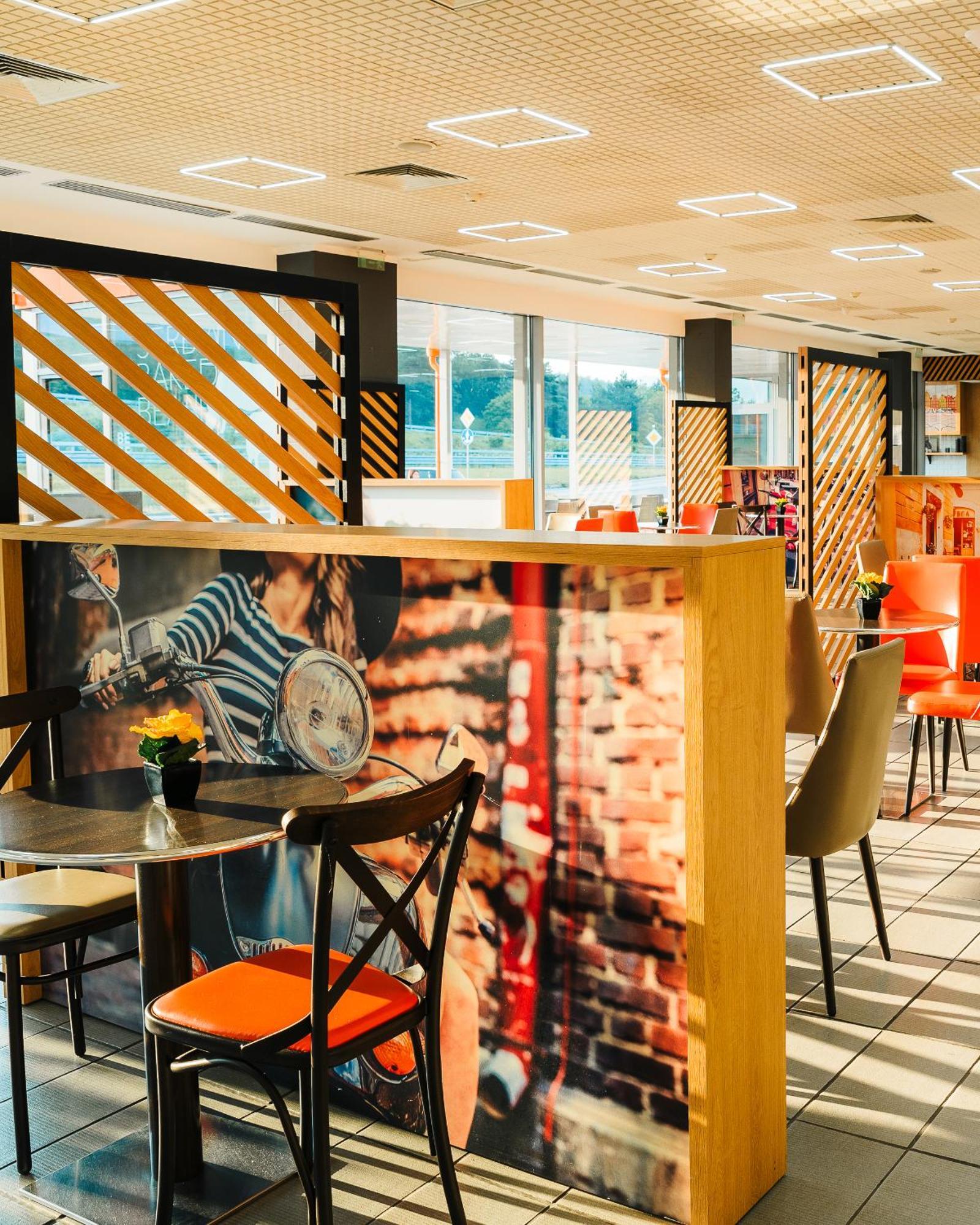 Hotel Ihtiman 외부 사진